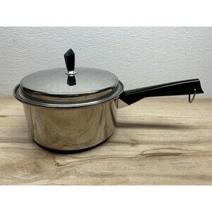 Vintage Unbranded Stainless Steel 2Lt Saucepan With Lid